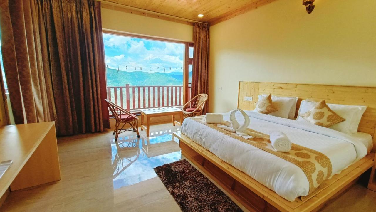 קנאטל The Vintage Hill Village - Himalayan Boutique Resort מראה חיצוני תמונה