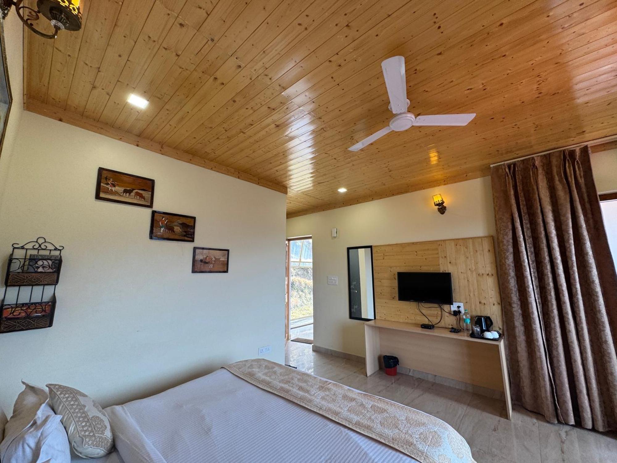 קנאטל The Vintage Hill Village - Himalayan Boutique Resort מראה חיצוני תמונה