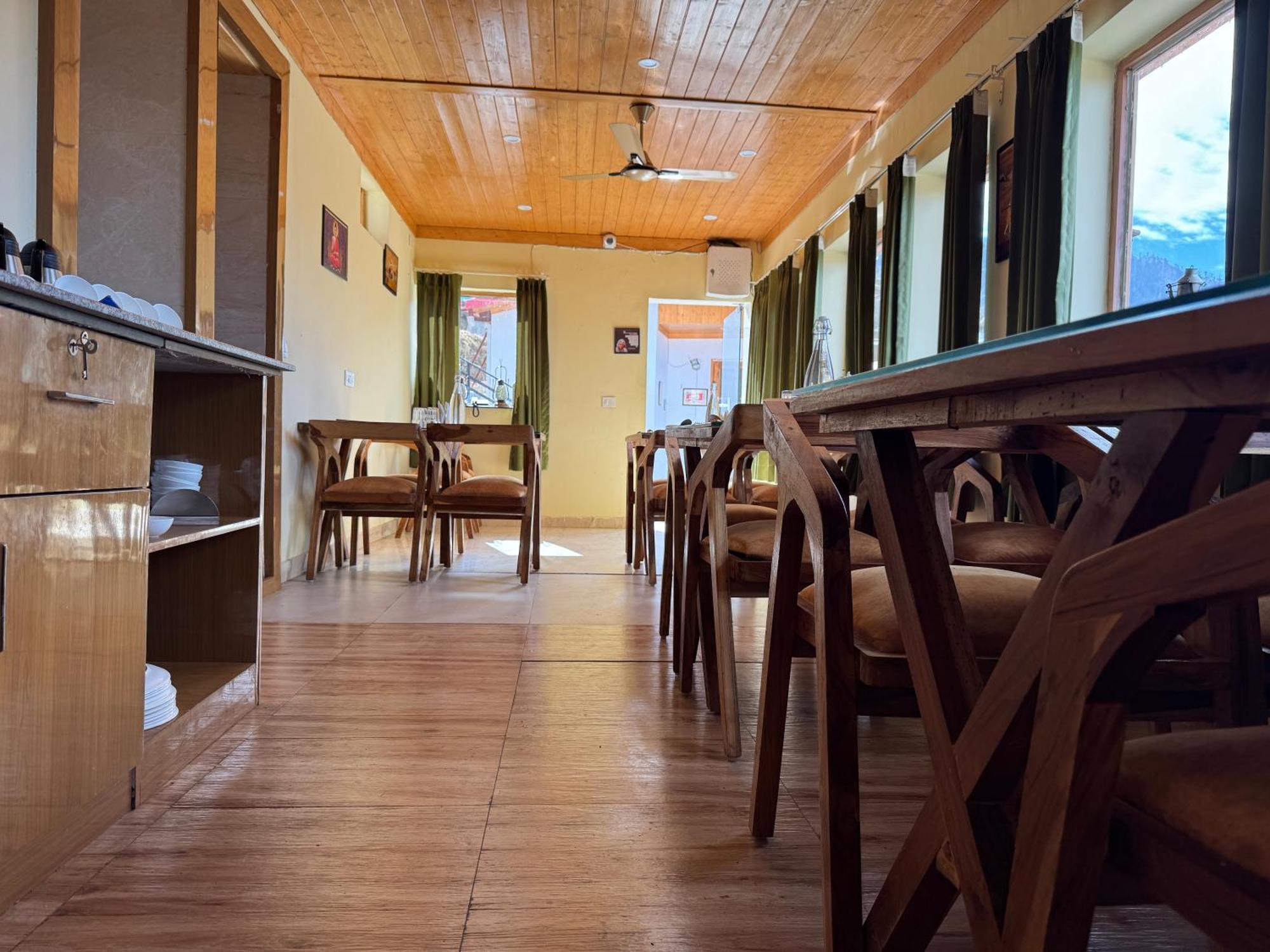 קנאטל The Vintage Hill Village - Himalayan Boutique Resort מראה חיצוני תמונה
