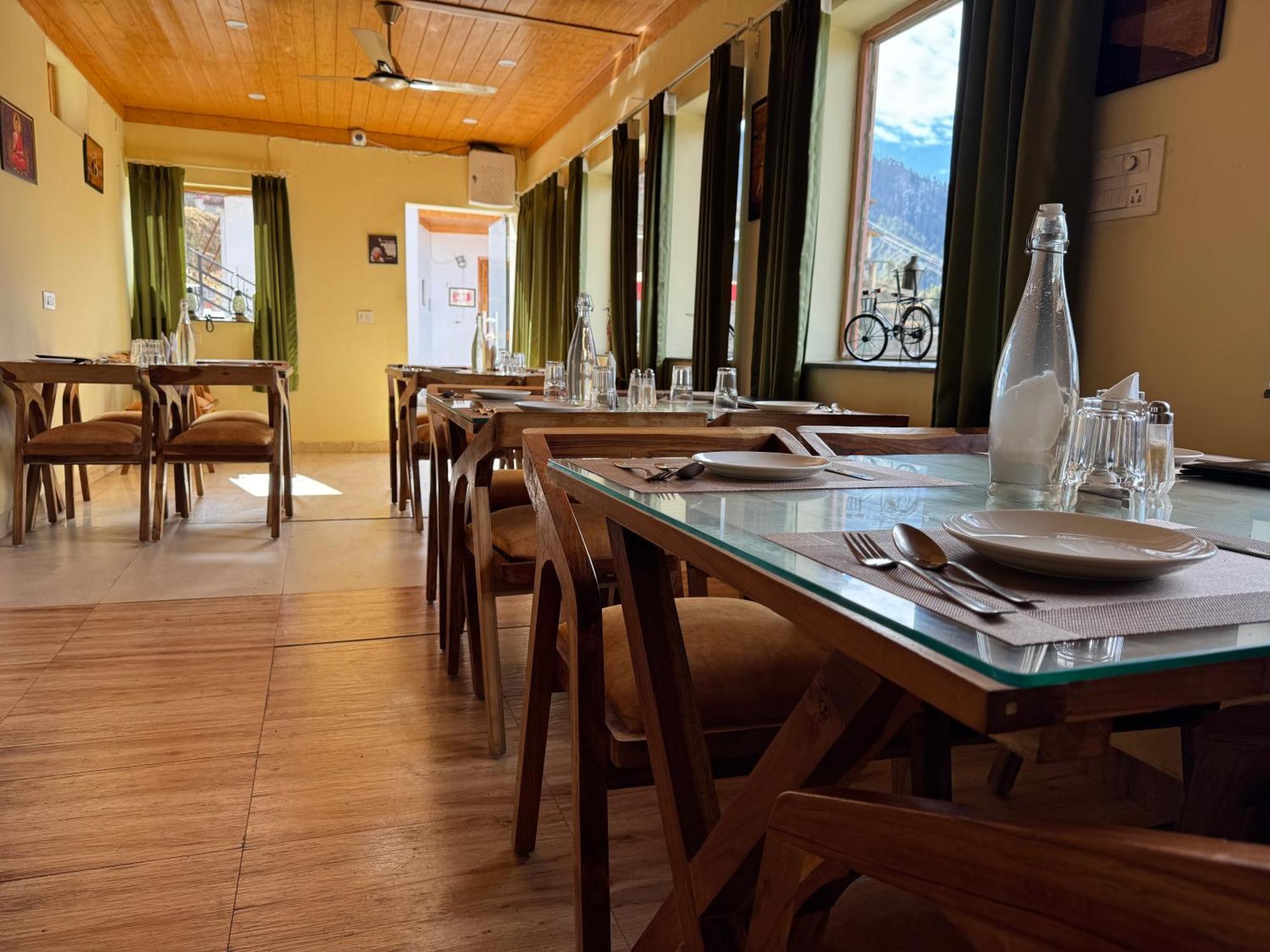 קנאטל The Vintage Hill Village - Himalayan Boutique Resort מראה חיצוני תמונה